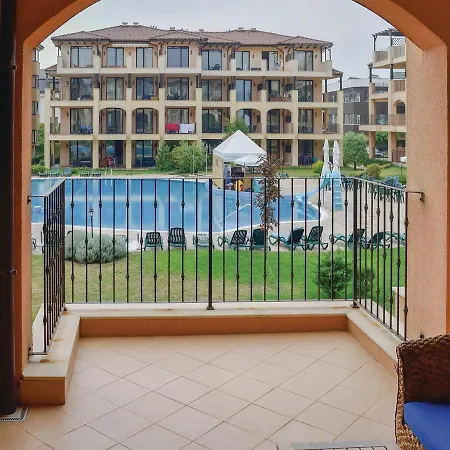 0-bedroom In Kaliakria شقة